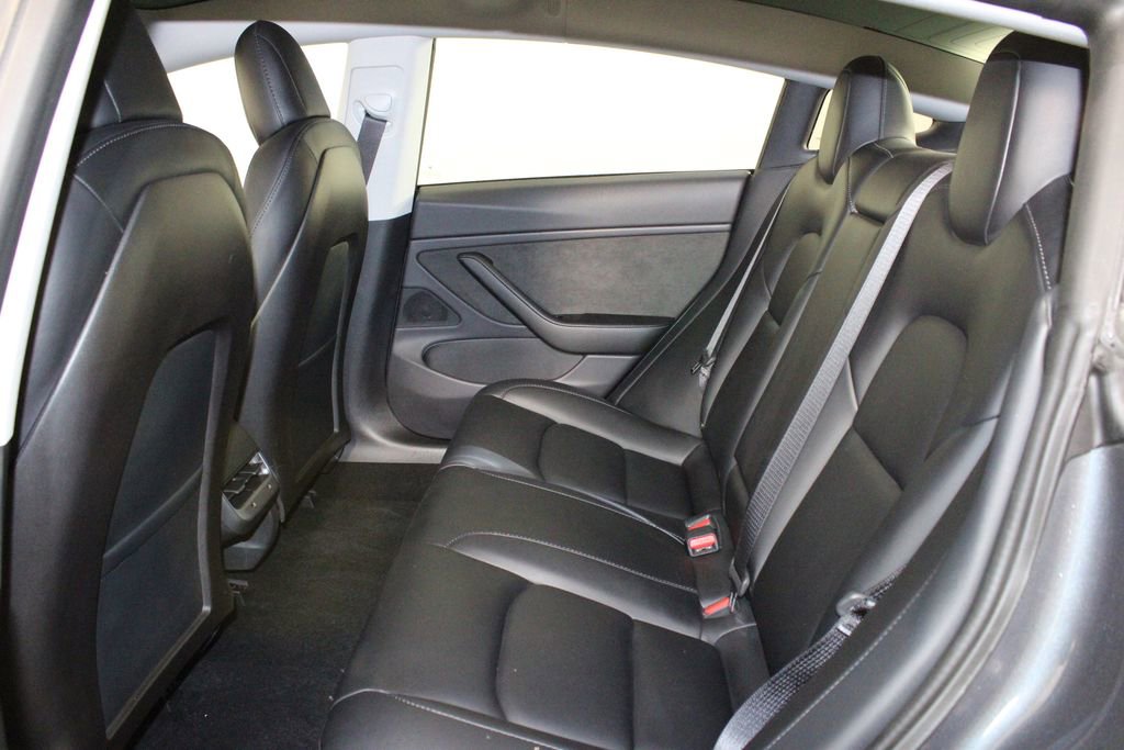 Used 2020 Tesla Model 3 Long Range image 11