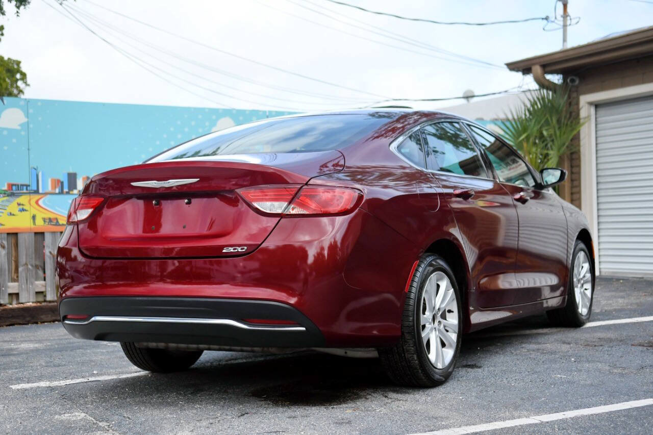 Used 2015 Chrysler 200 Limited FWD image 26