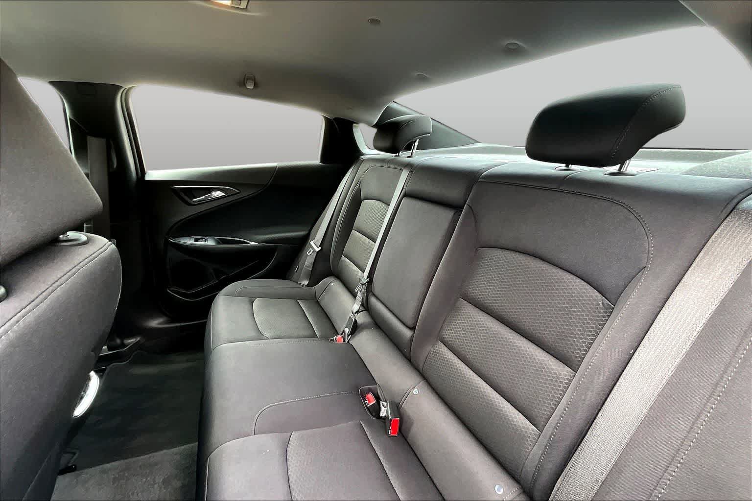 Used 2024 Chevrolet Malibu LT FWD image 21