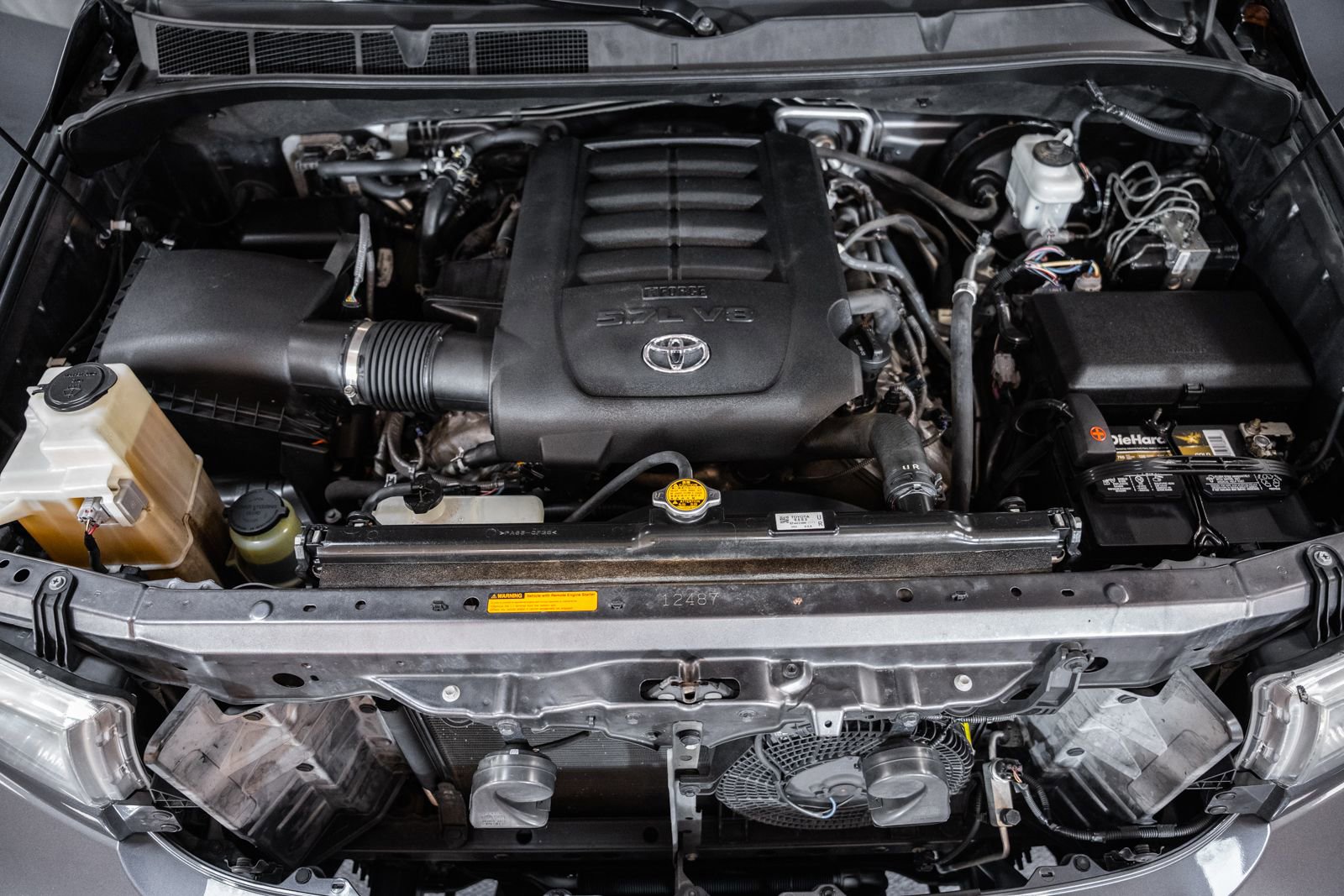 Used 2015 Toyota Sequoia Limited image 23