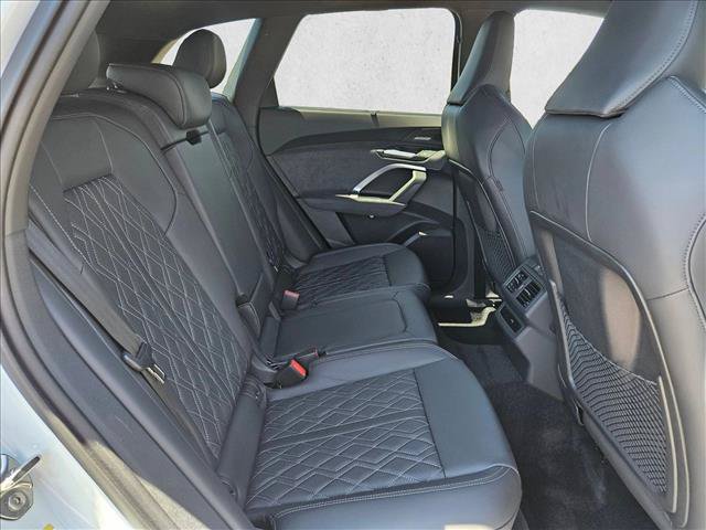 New 2026 Audi SQ5 Premium Plus AWD/4WD image 16