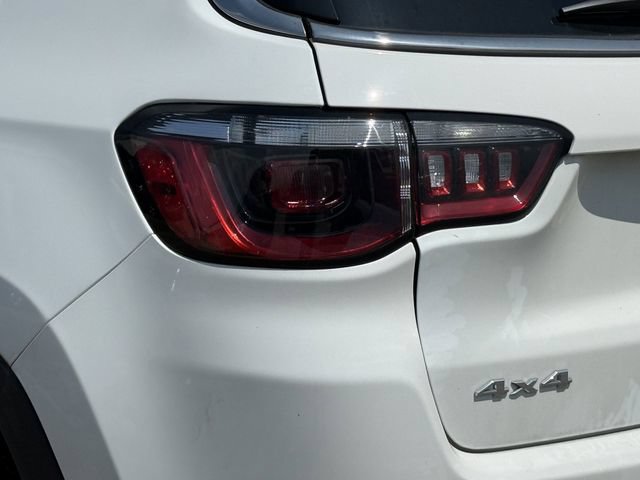 Certified 2024 Jeep Compass Limited AWD/4WD image 7