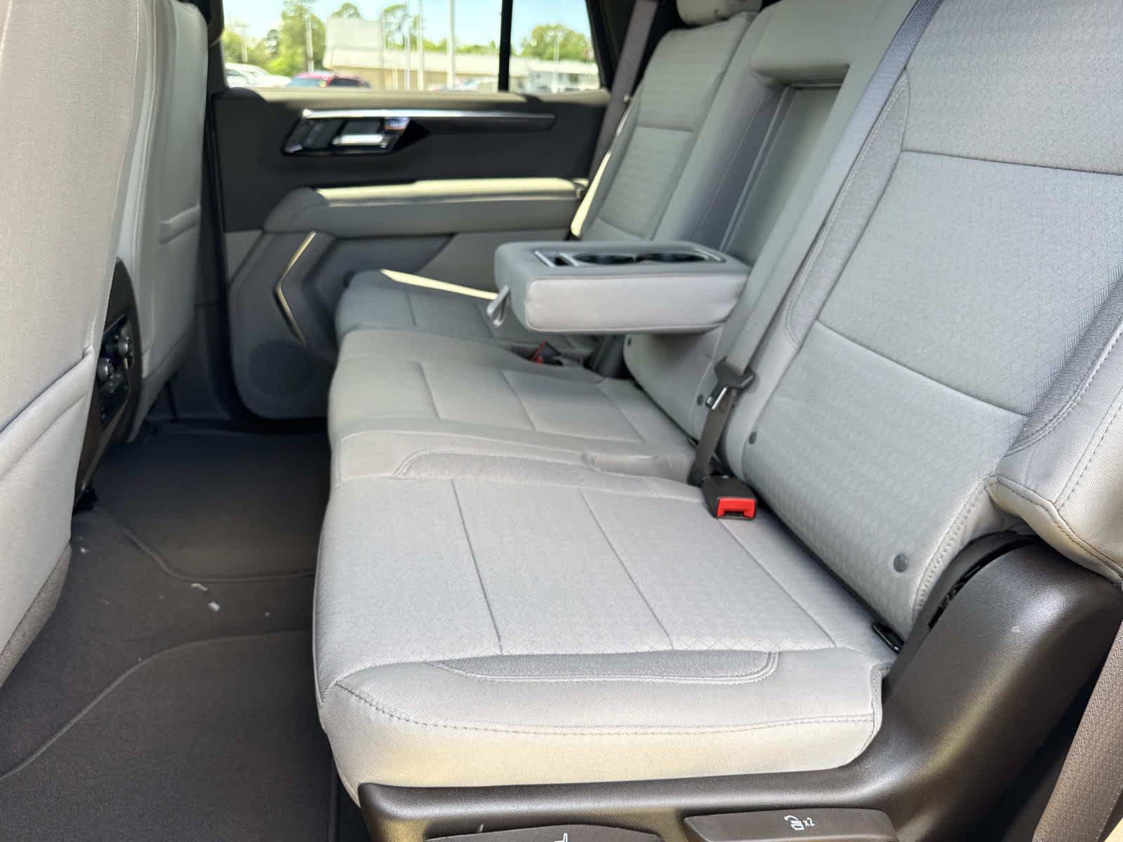 New 2026 Chevrolet Tahoe LS w/ Max Trailering Package AWD/4WD image 9