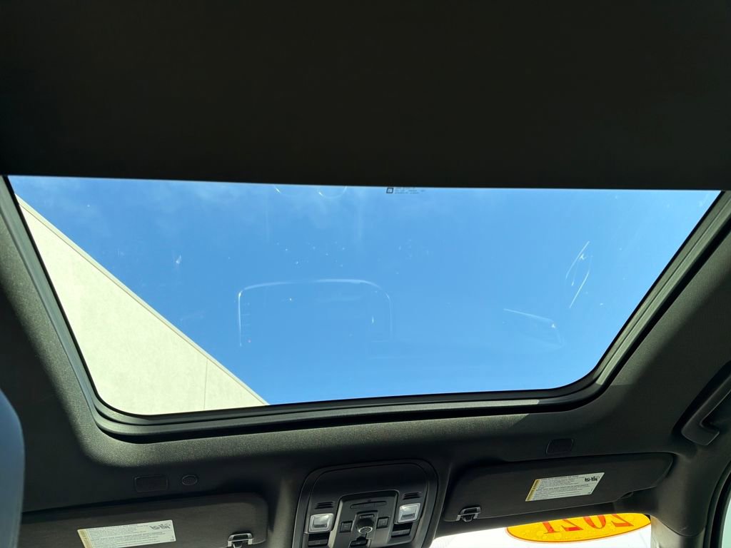 Used 2021 Chevrolet Tahoe High Country image 21