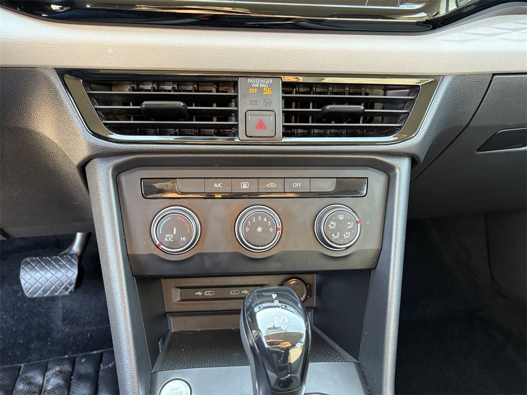 Used 2022 Volkswagen Taos S image 21