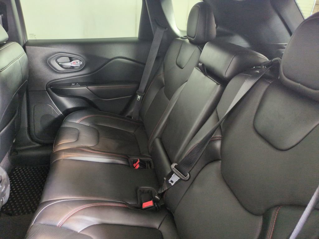 Used 2022 Jeep Cherokee Trailhawk w/ Premium Leather Package image 26