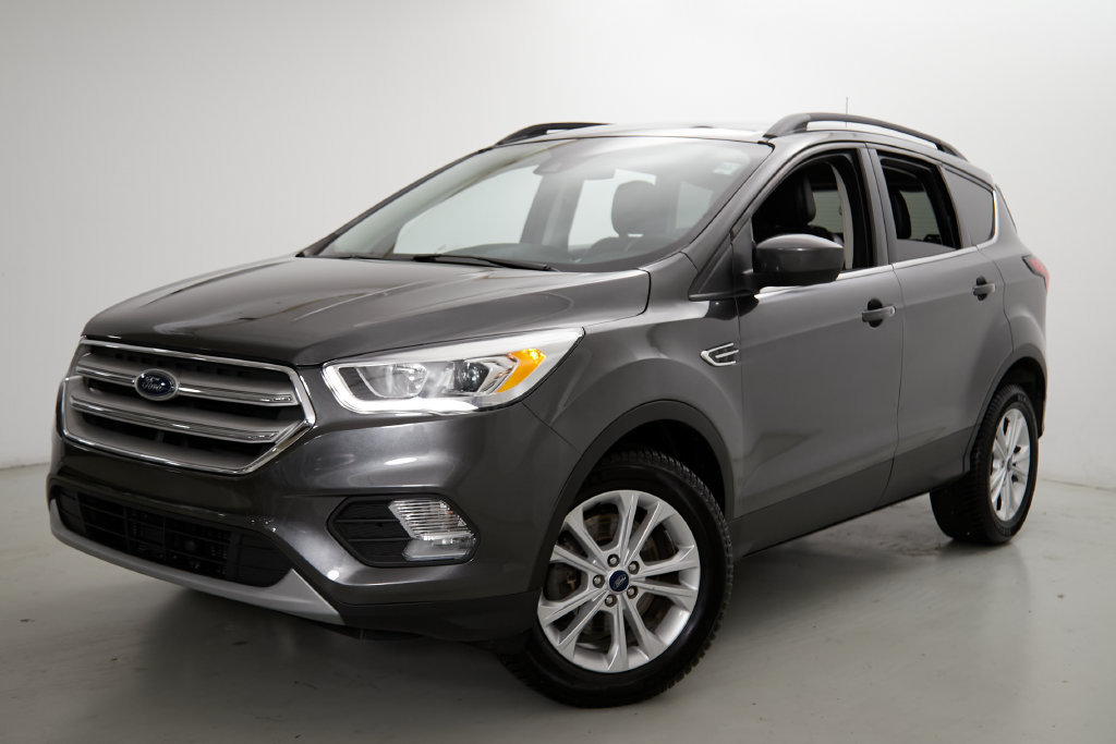 Used 2019 Ford Escape SEL AWD/4WD image 2