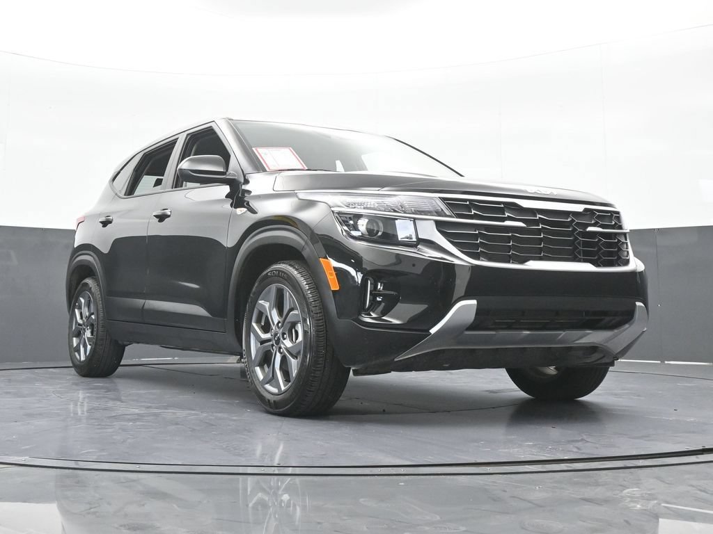 Used 2026 Kia Seltos LX FWD image 63