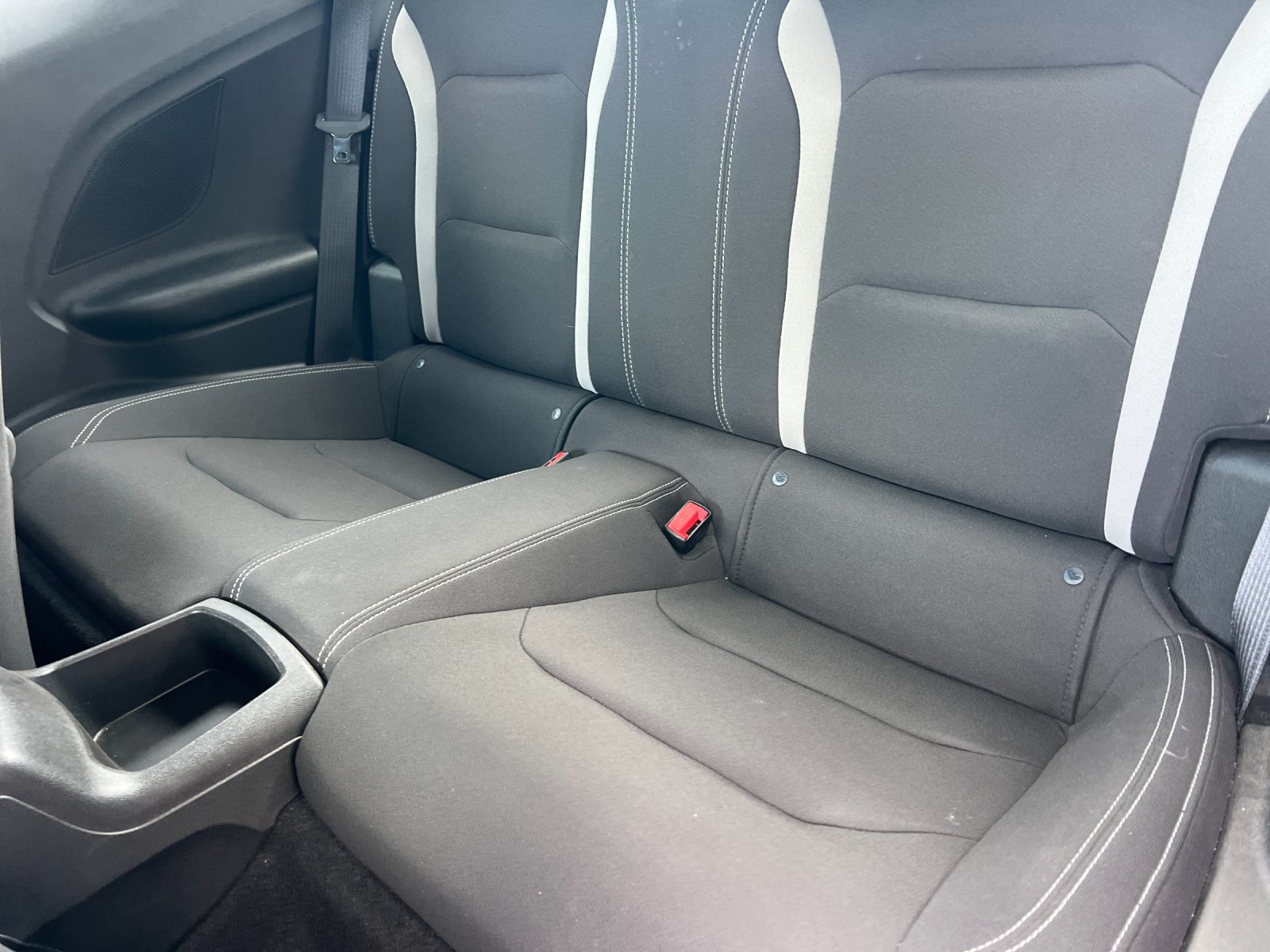 Used 2018 Chevrolet Camaro LT RWD image 12