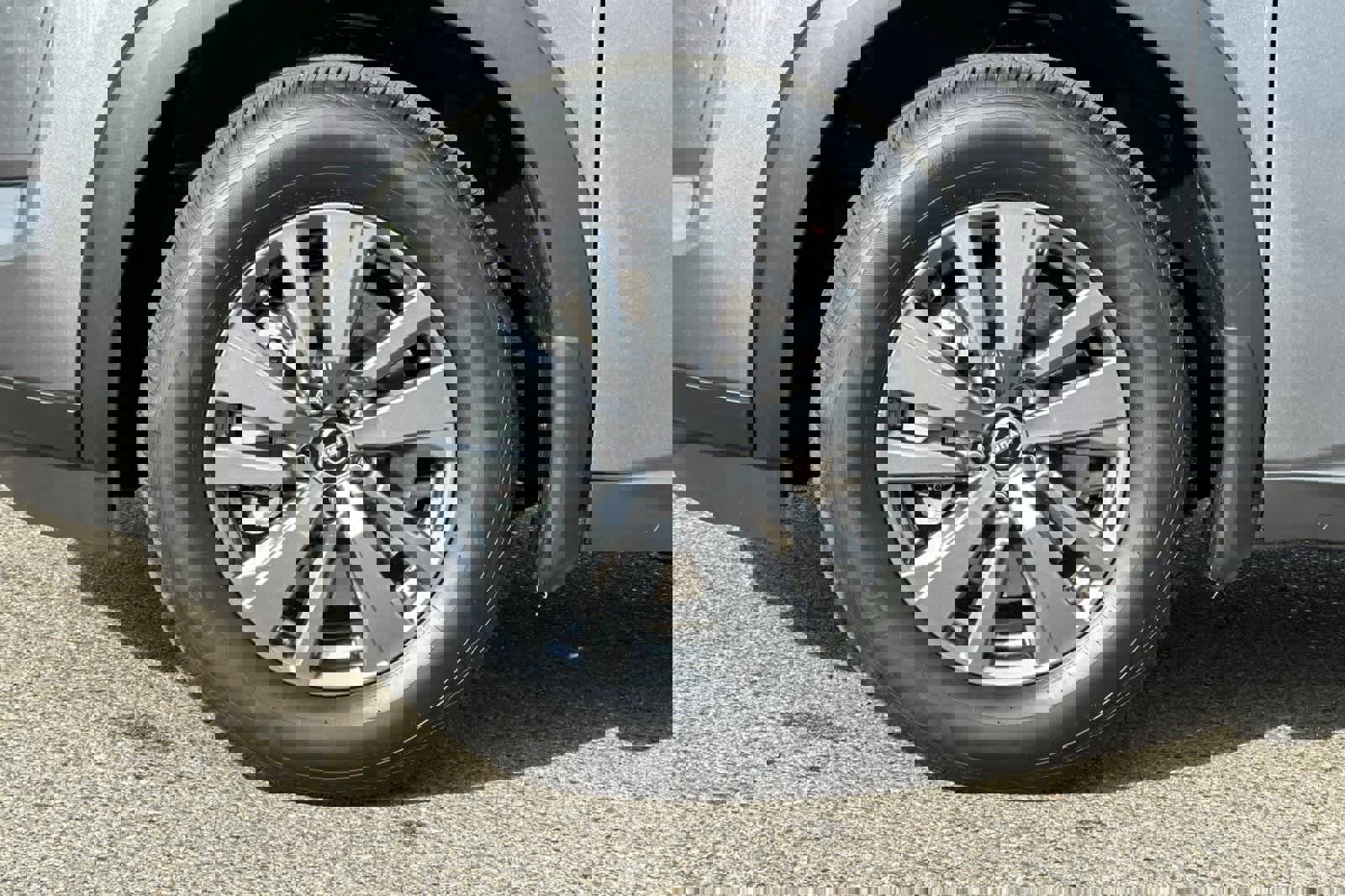 New 2025 Nissan Pathfinder S image 35