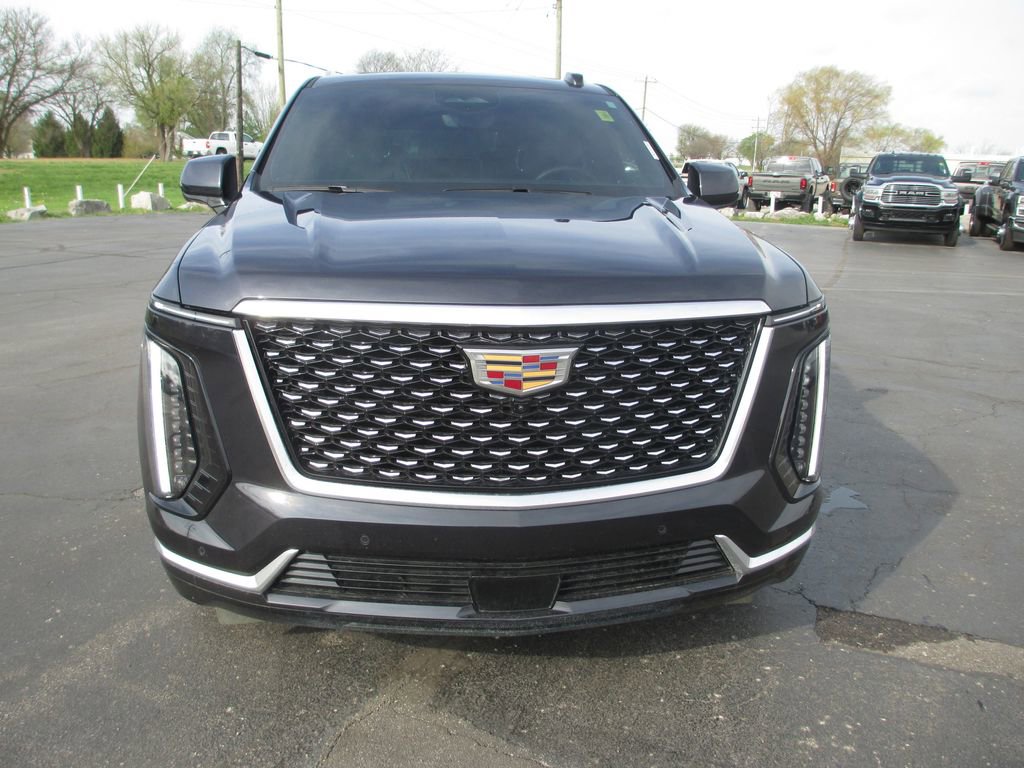 Used 2025 Cadillac Escalade Premium Luxury w/ Touring Package image 11