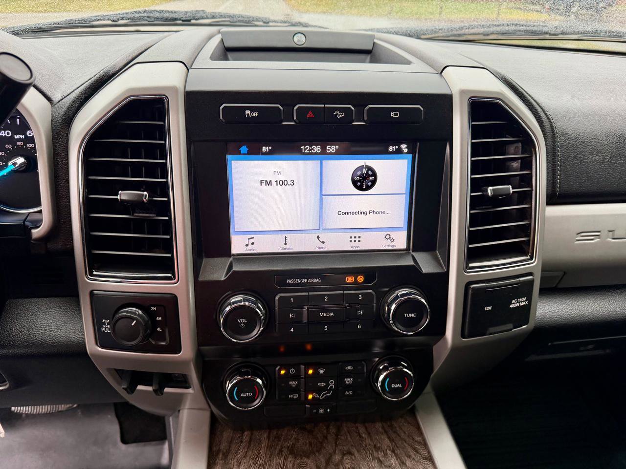 Used 2019 Ford F350 Lariat image 24