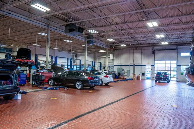 Used 2024 BMW M235i xDrive Gran Coupe w/ Premium Package AWD/4WD image 37