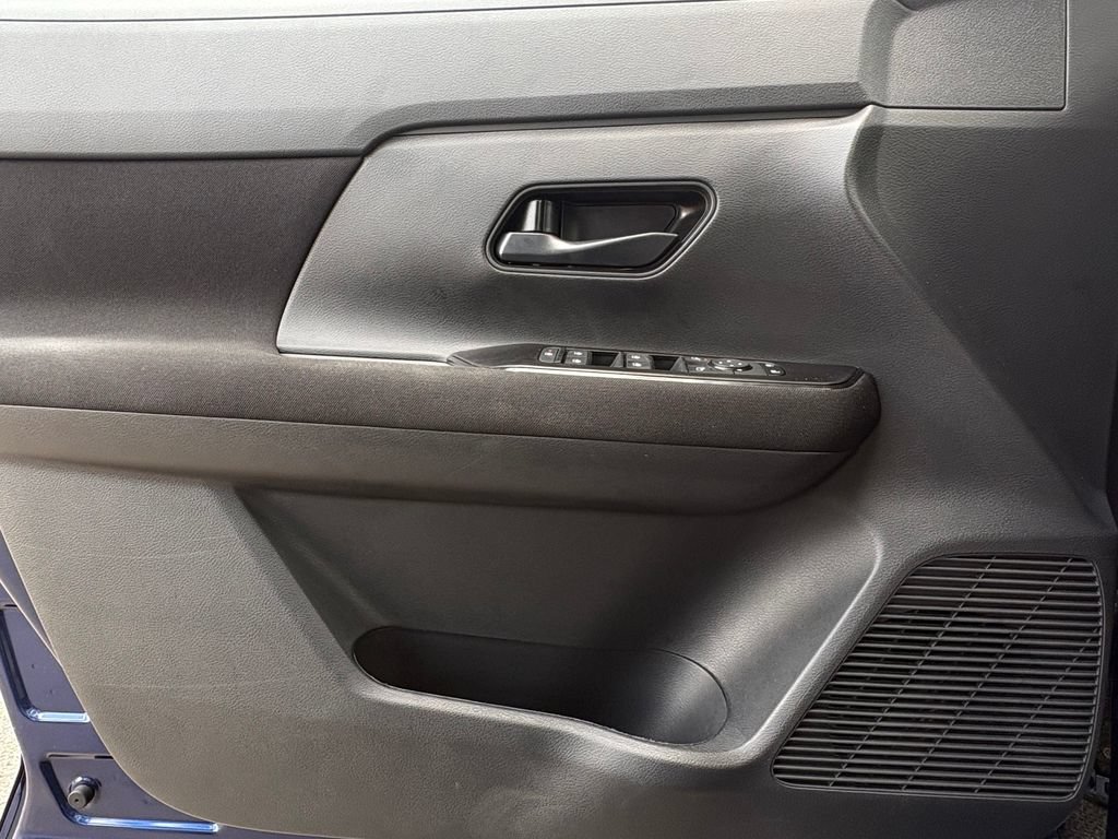 Used 2026 Nissan Kicks S FWD image 25