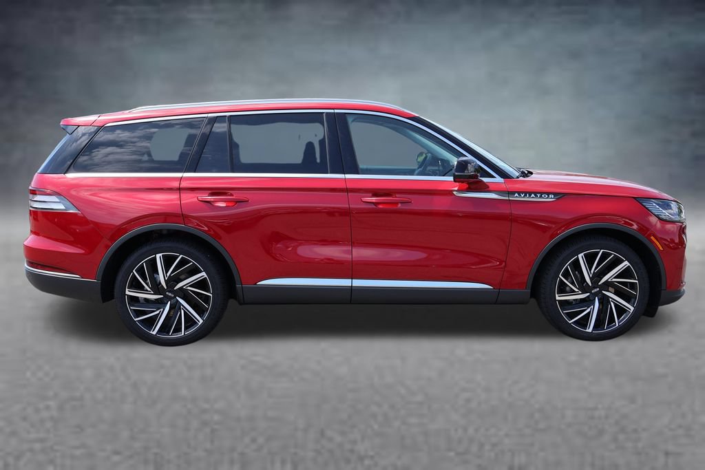 New 2026 Lincoln Aviator Reserve AWD/4WD image 2