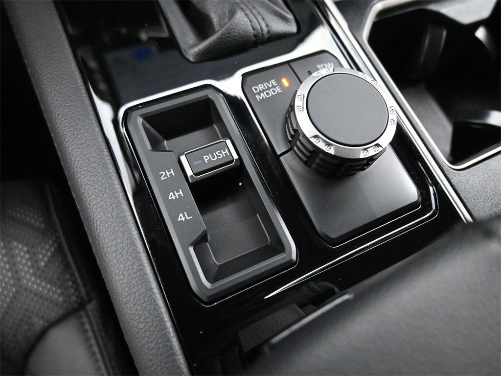 Used 2024 Toyota Tundra Limited image 16