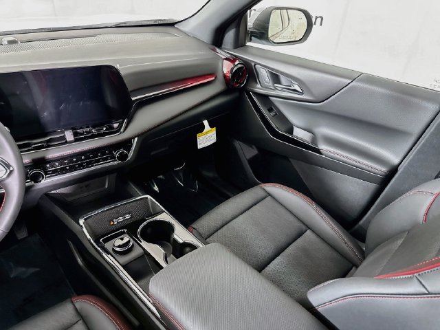 New 2027 Chevrolet Equinox RS w/ Convenience Package III FWD image 24