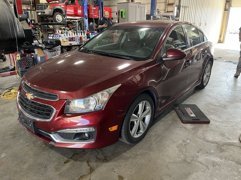 Used 2015 Chevrolet Cruze LT w/ RS Package FWD image 2