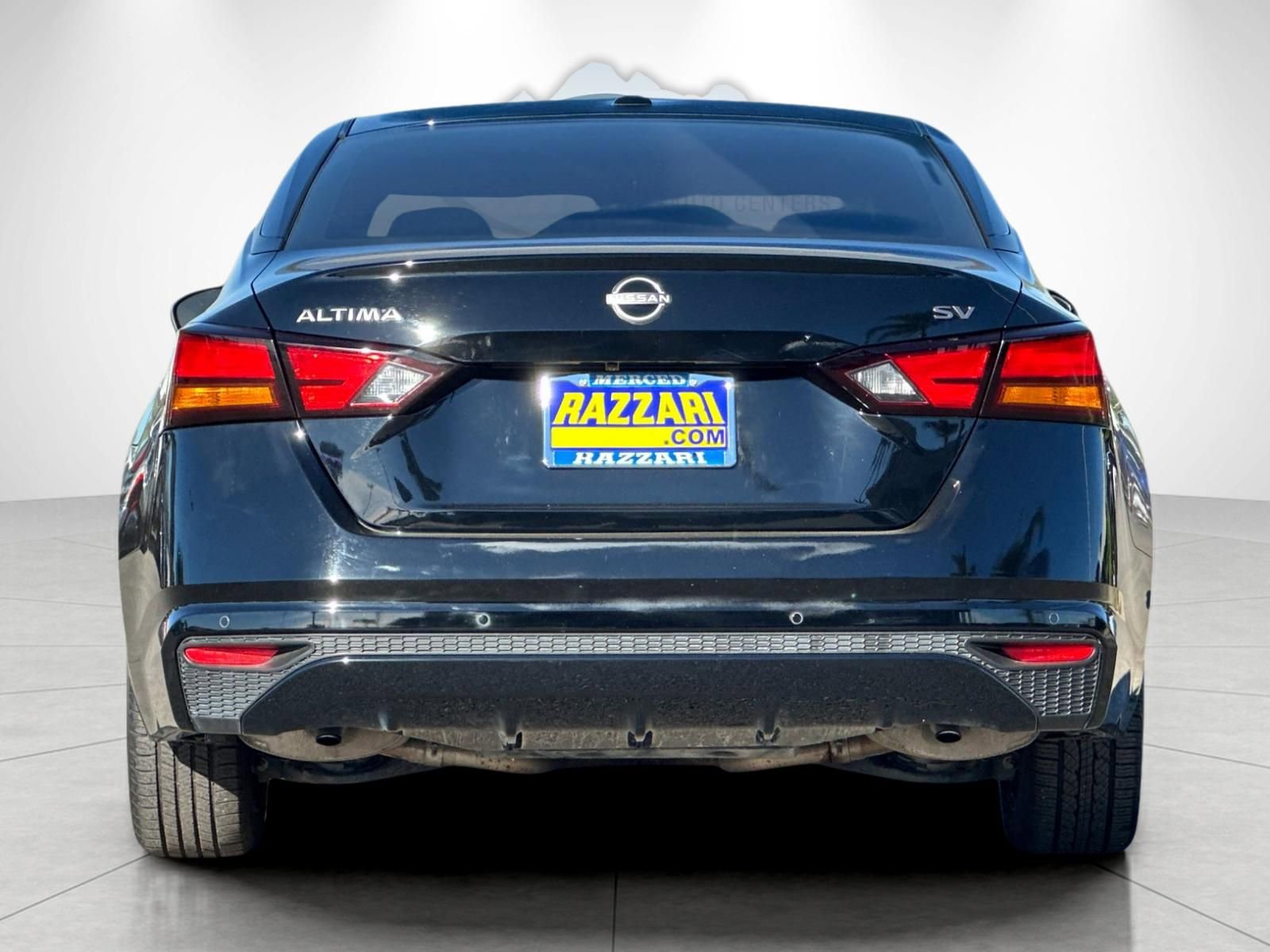 Used 2024 Nissan Altima 2.5 SV image 4