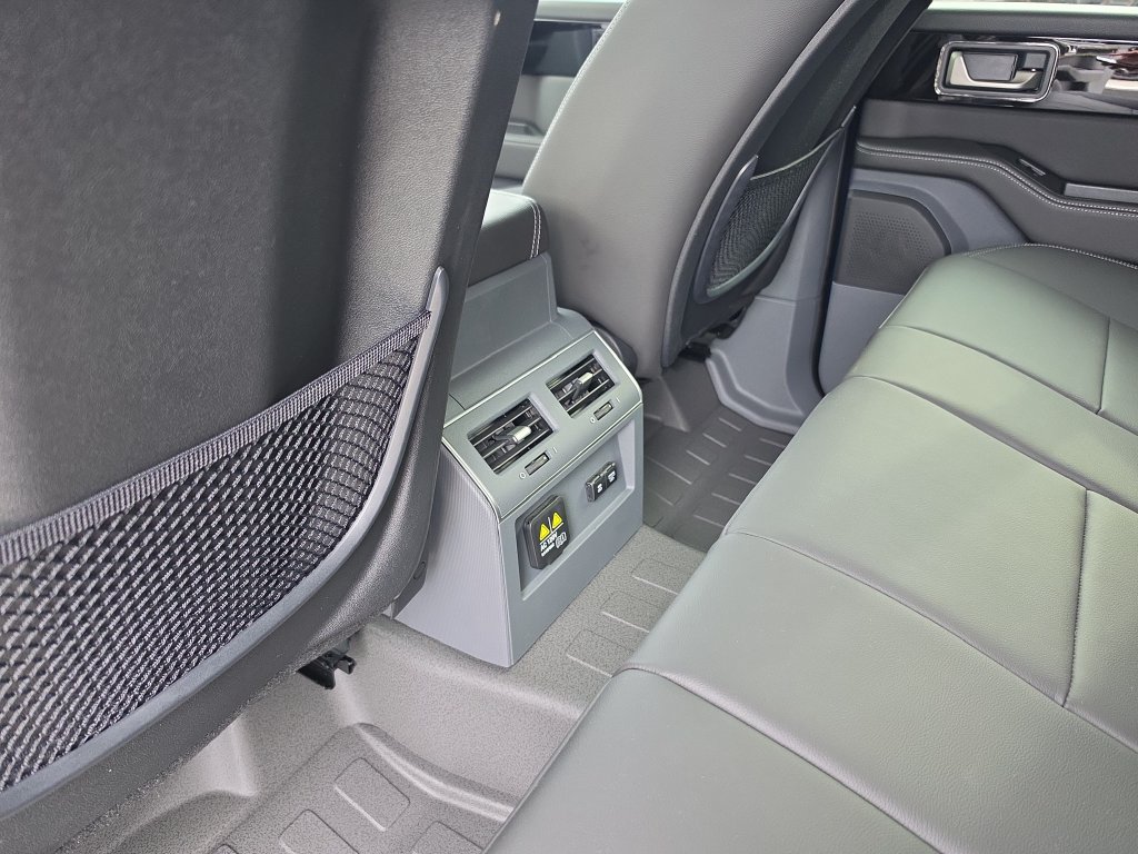 New 2026 INEOS Grenadier Station Wagon AWD/4WD image 12