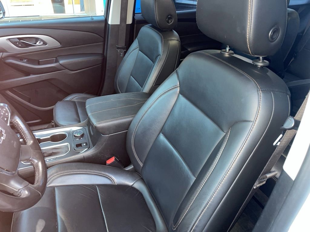 Used 2020 Chevrolet Traverse RS w/ LPO, Floor Liner Package image 10