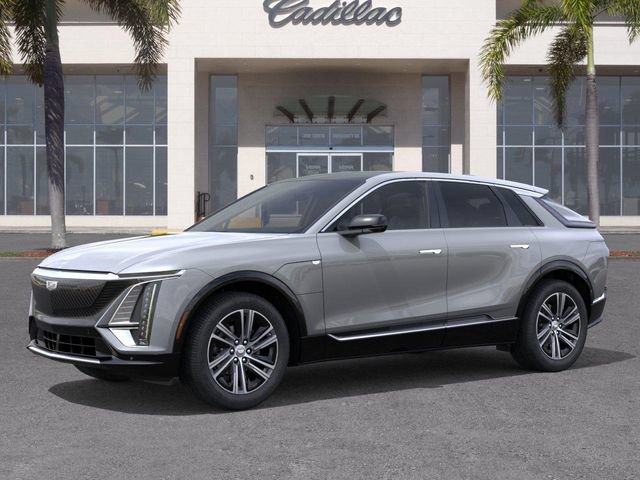 New 2026 Cadillac Lyriq Luxury RWD image 2