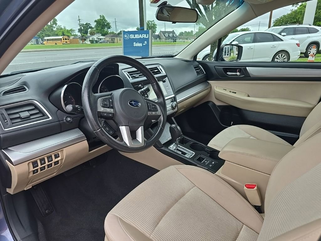Used 2016 Subaru Outback 2.5i Premium AWD/4WD image 5