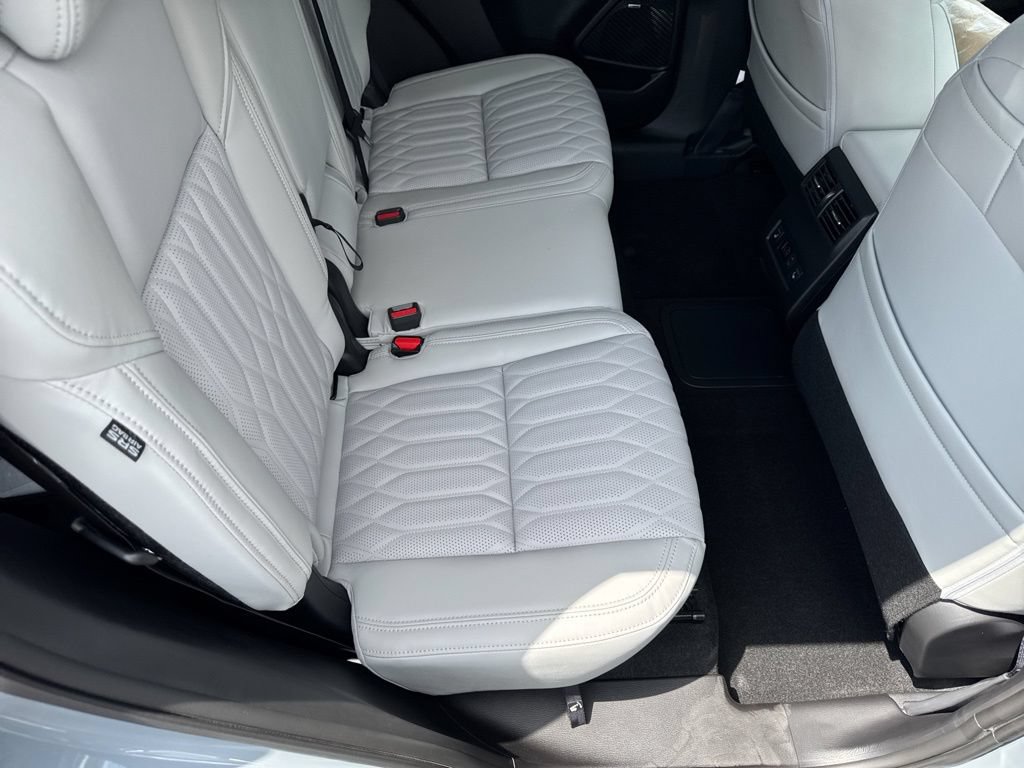 New 2026 Mitsubishi Outlander SEL AWD/4WD image 28