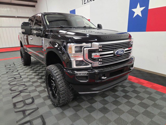 Used 2020 Ford F350 Limited image 16