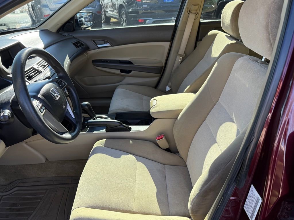 Used 2010 Honda Accord LX-P image 12