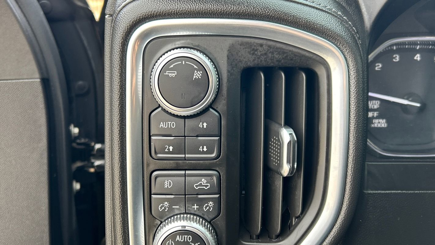 Used 2019 GMC Sierra 1500 SLT w/ SLT Premium Plus Package image 32