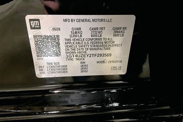 New 2026 GMC Sierra 2500 AT4X w/ LPO, Black Badging Package AWD/4WD image 15