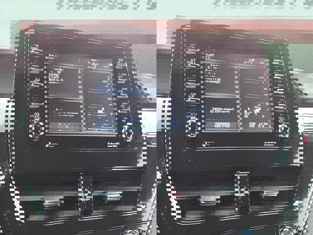 Used 2023 Toyota Camry SE image 16