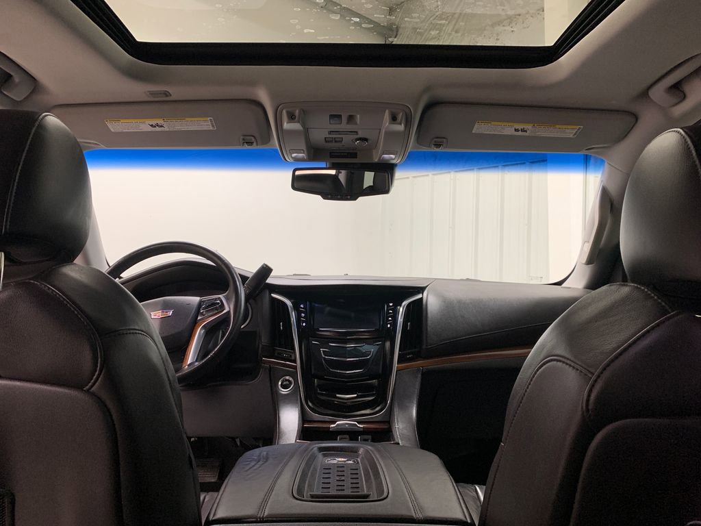 Used 2016 Cadillac Escalade Luxury image 20