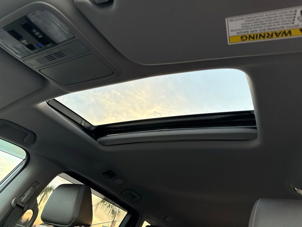 Used 2022 Honda Odyssey EX-L image 16