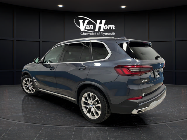 Used 2021 BMW X5 xDrive40i w/ Executive Package AWD/4WD image 5
