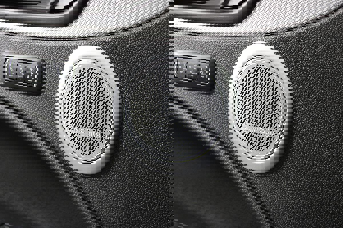 Used 2023 Alfa Romeo Stelvio Veloce image 17