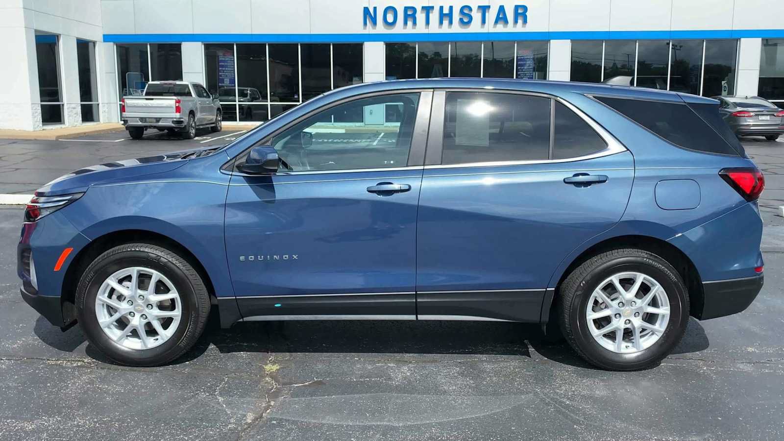 Certified 2024 Chevrolet Equinox LT AWD/4WD image 5
