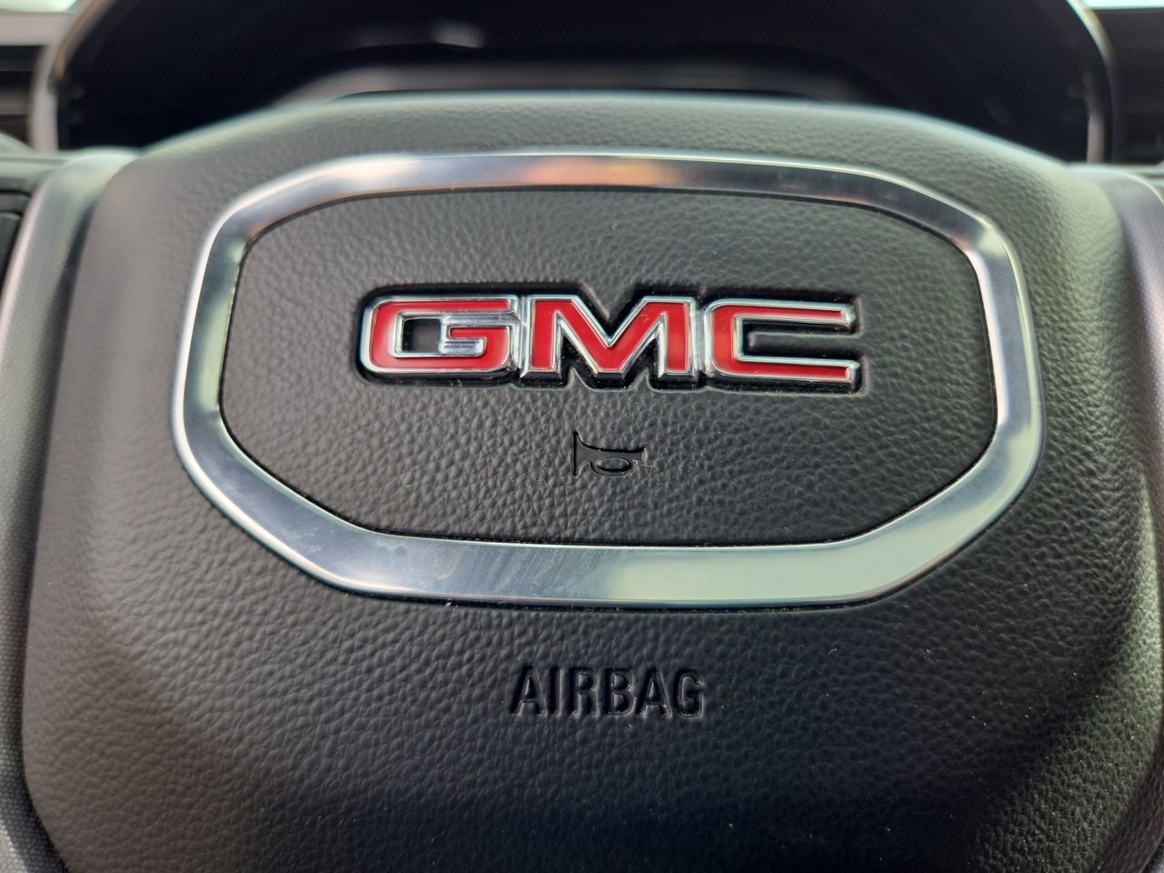 Used 2022 GMC Sierra 1500 SLT w/ SLT Premium Plus Package AWD/4WD image 22