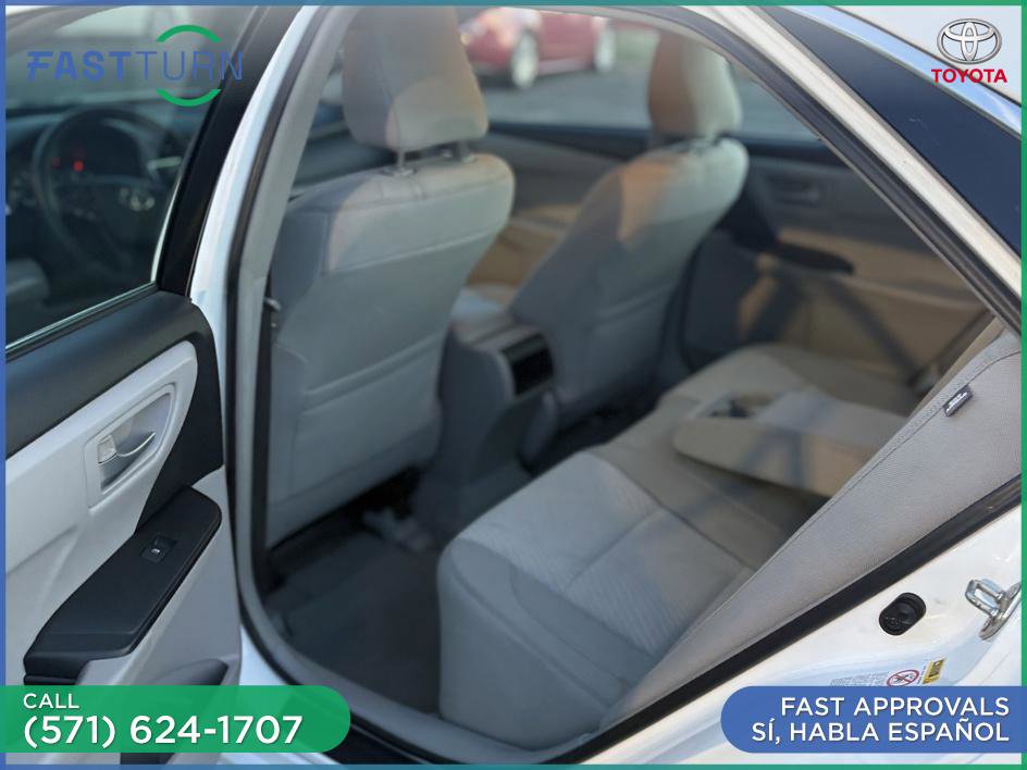 Used 2015 Toyota Camry LE FWD image 25