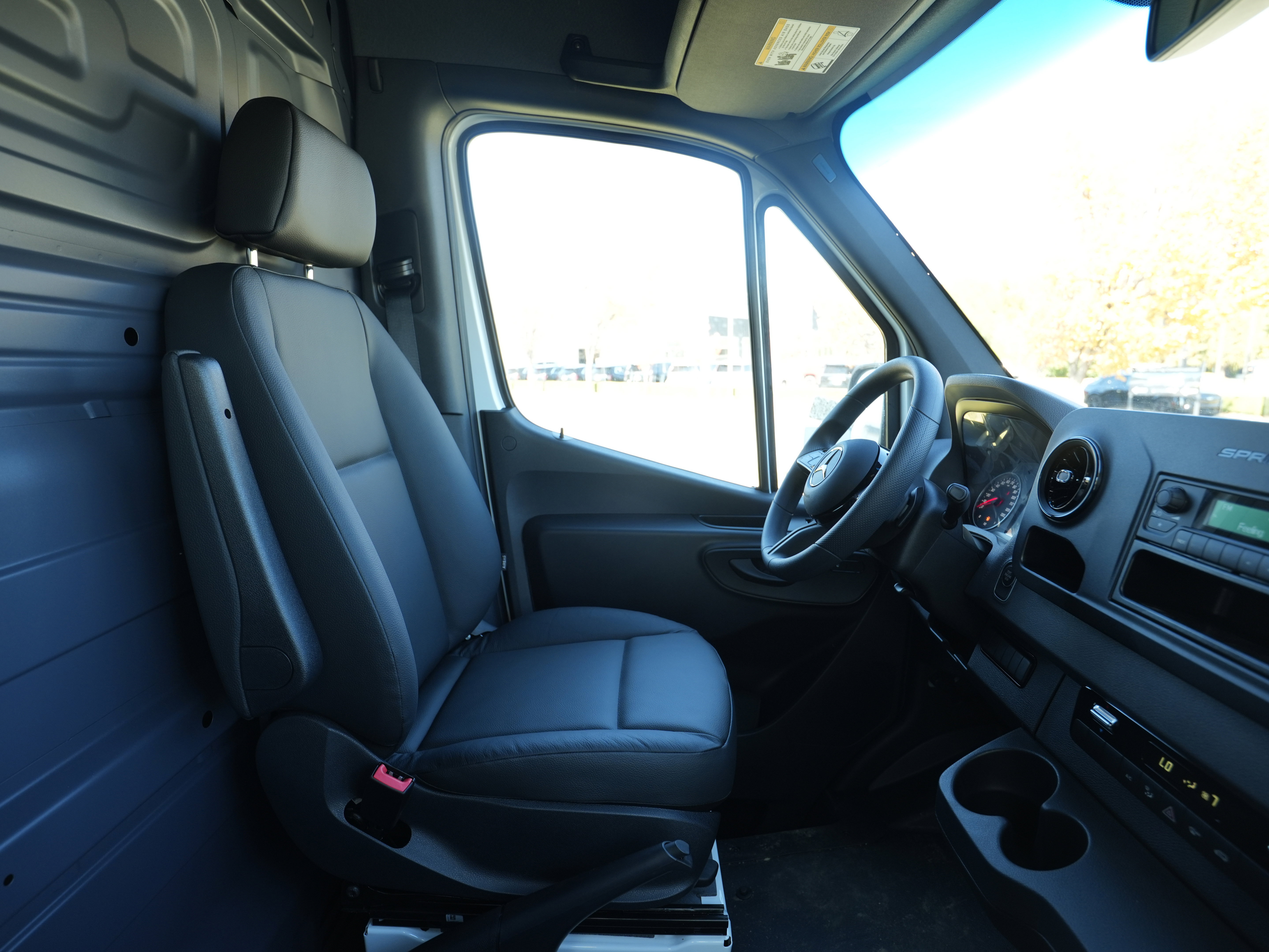 New 2025 Mercedes-Benz Sprinter 2500 image 30
