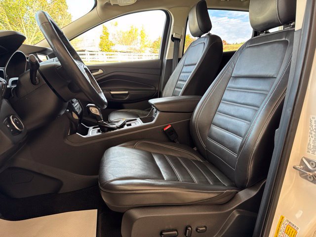 Used 2019 Ford Escape Titanium AWD/4WD image 13