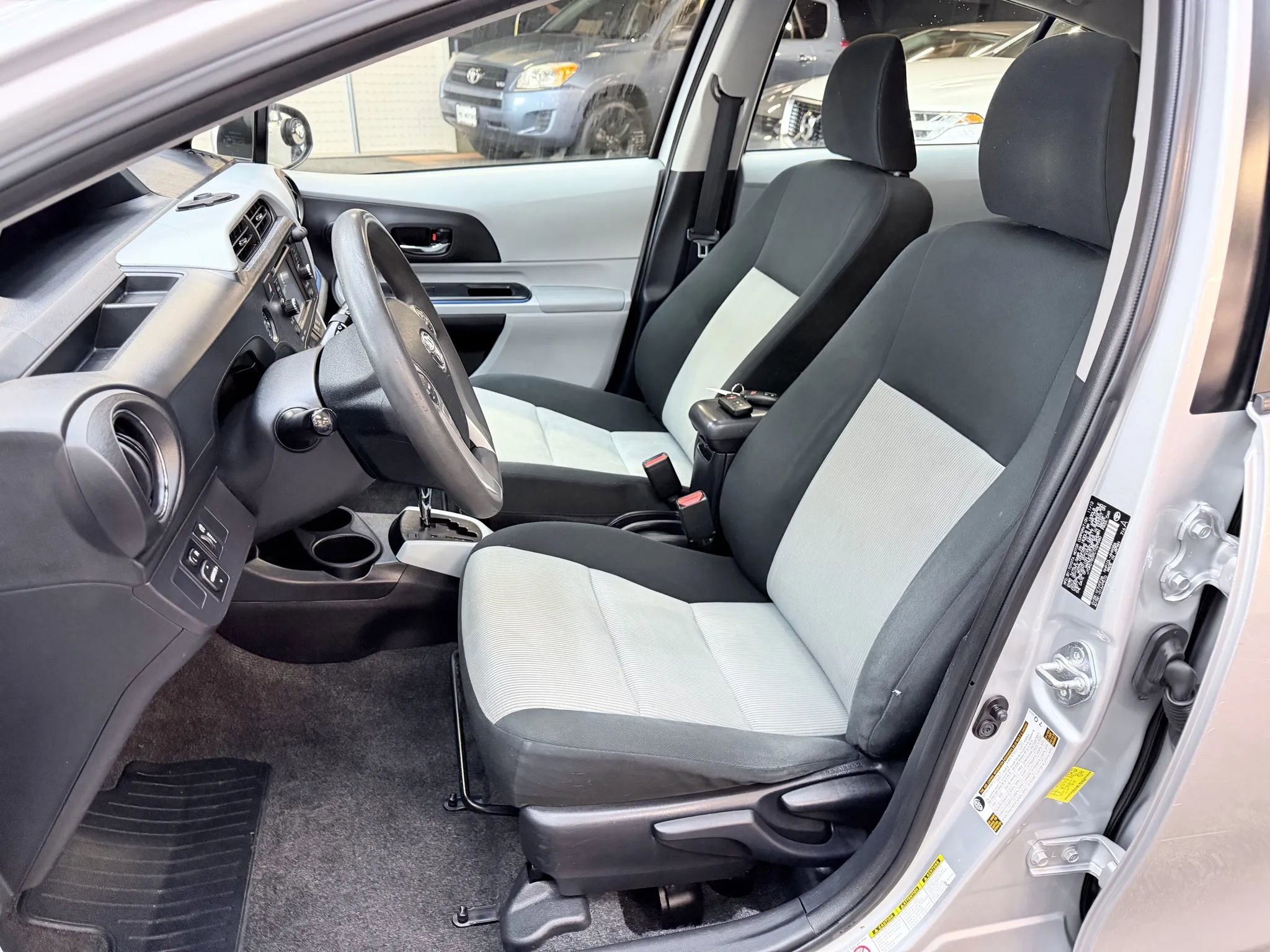 Used 2012 Toyota Prius C Three image 11