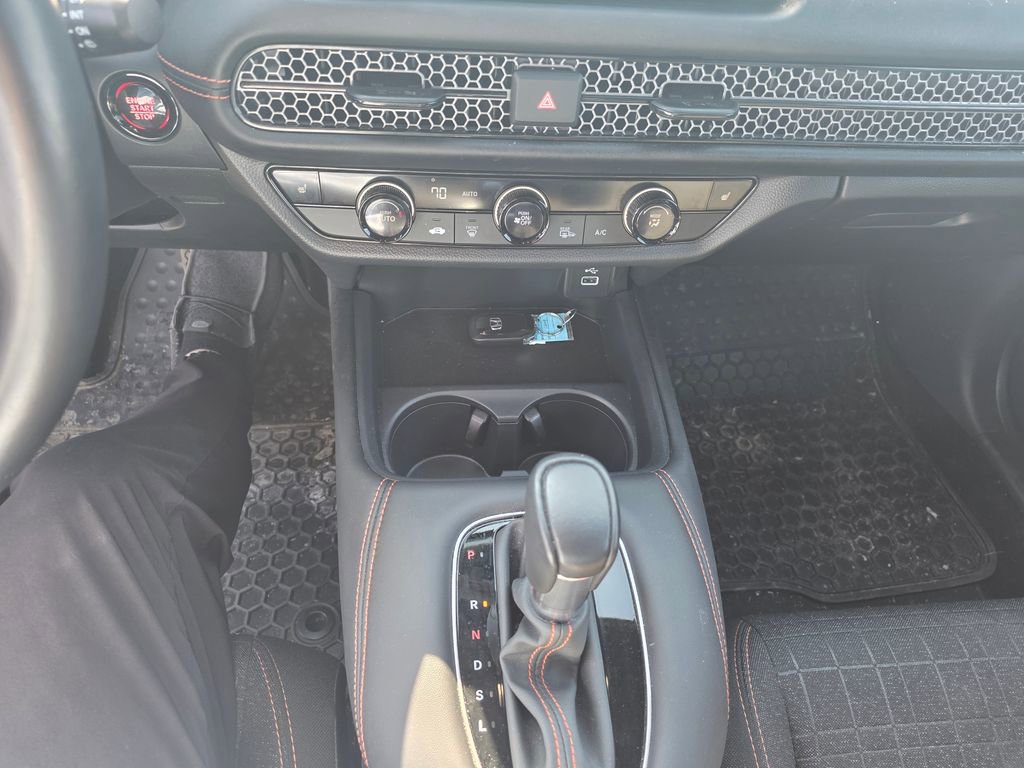Certified 2025 Honda HR-V Sport image 15