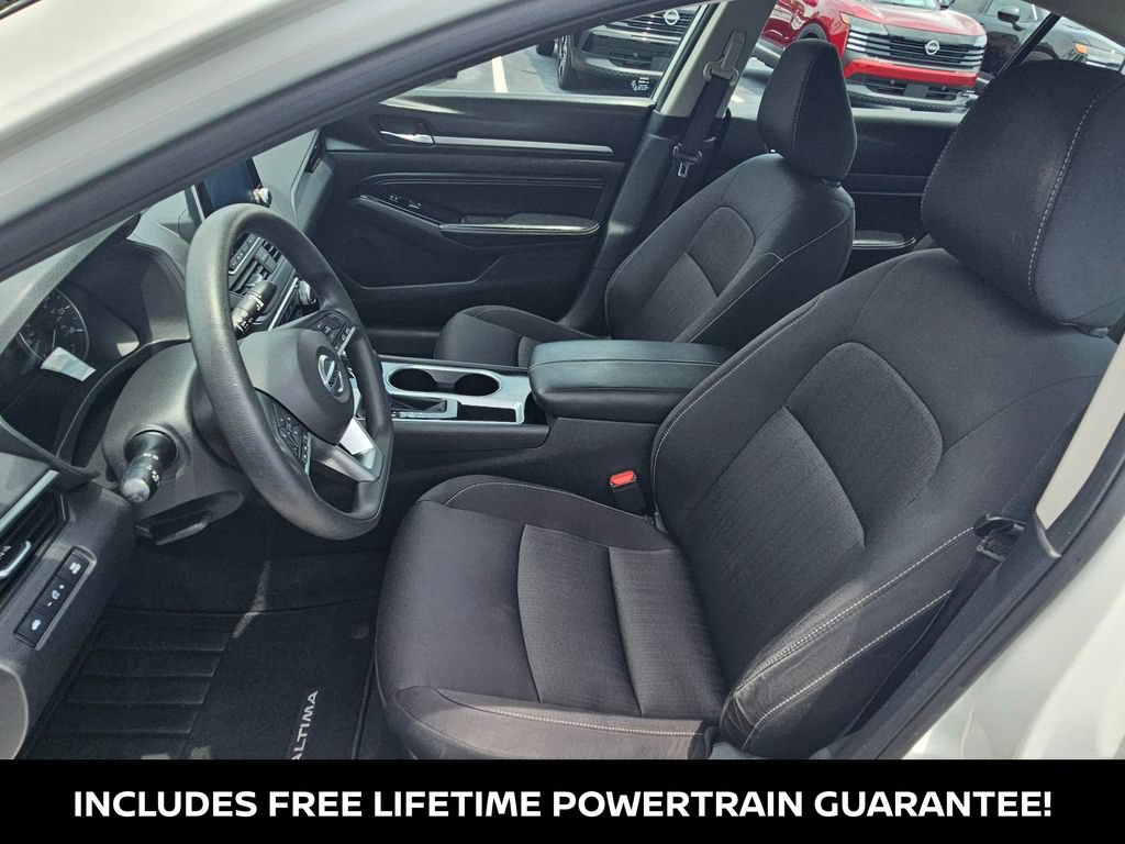 Certified 2021 Nissan Altima 2.5 SV FWD image 14