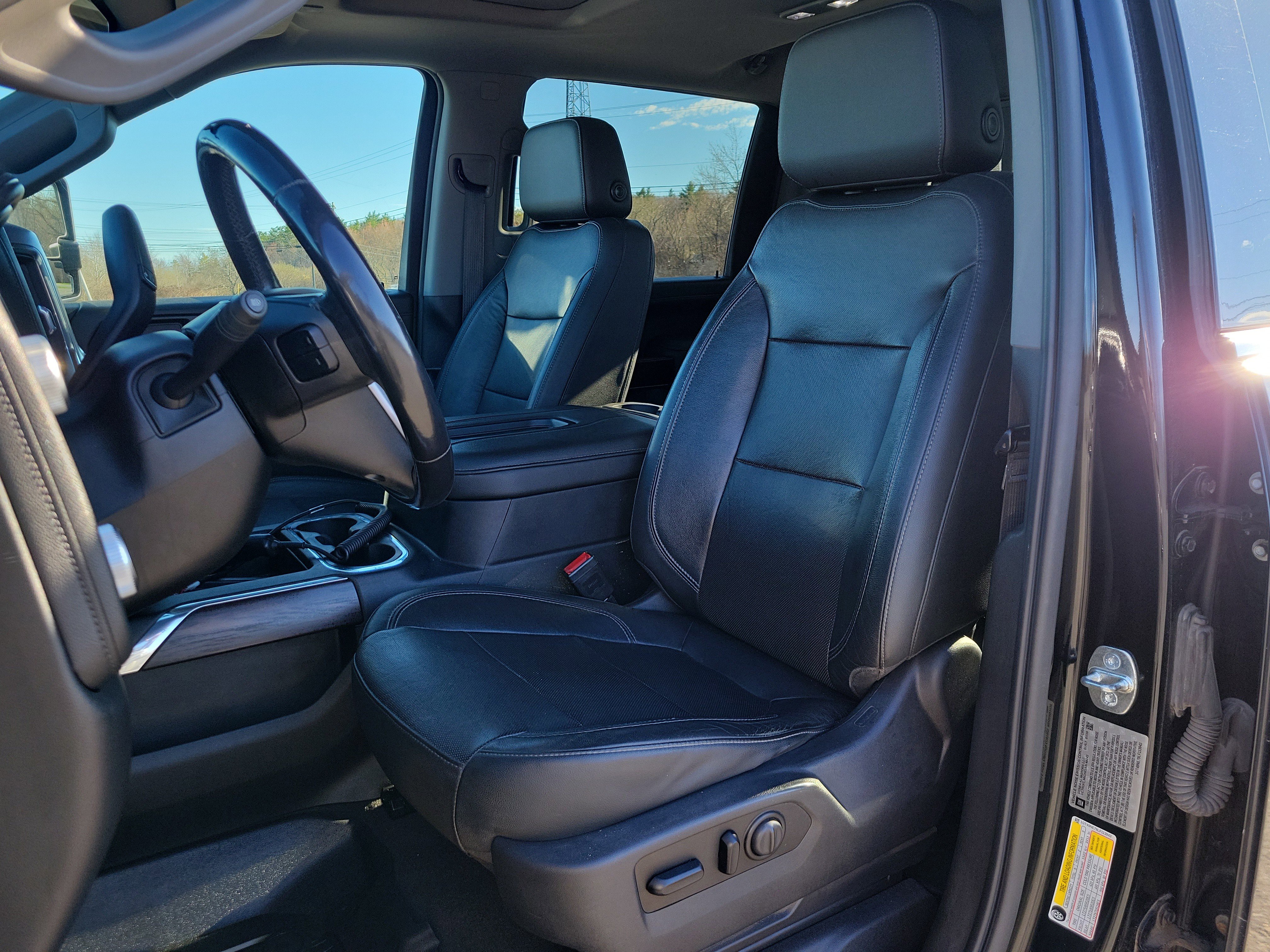 Used 2020 GMC Sierra 2500 SLT w/ SLT Premium Plus Package AWD/4WD image 14