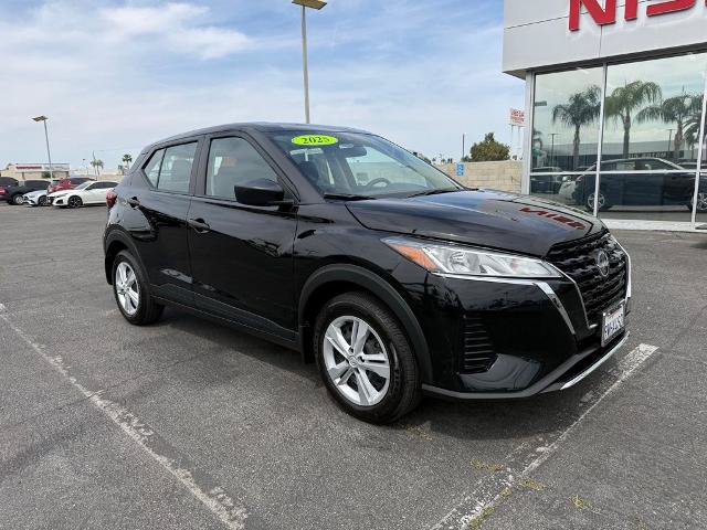Certified 2025 Nissan Kicks Play S FWD image 1