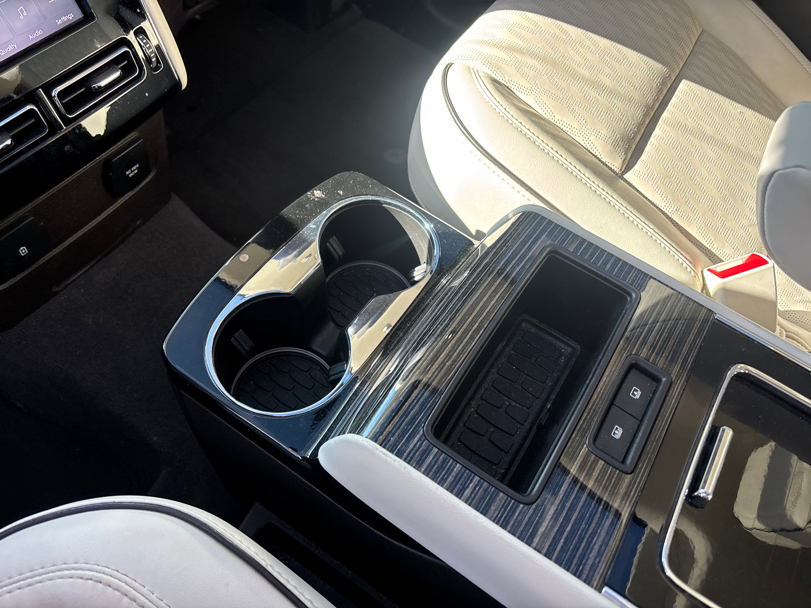 Used 2024 Lincoln Aviator Black Label w/ Jet Package image 33