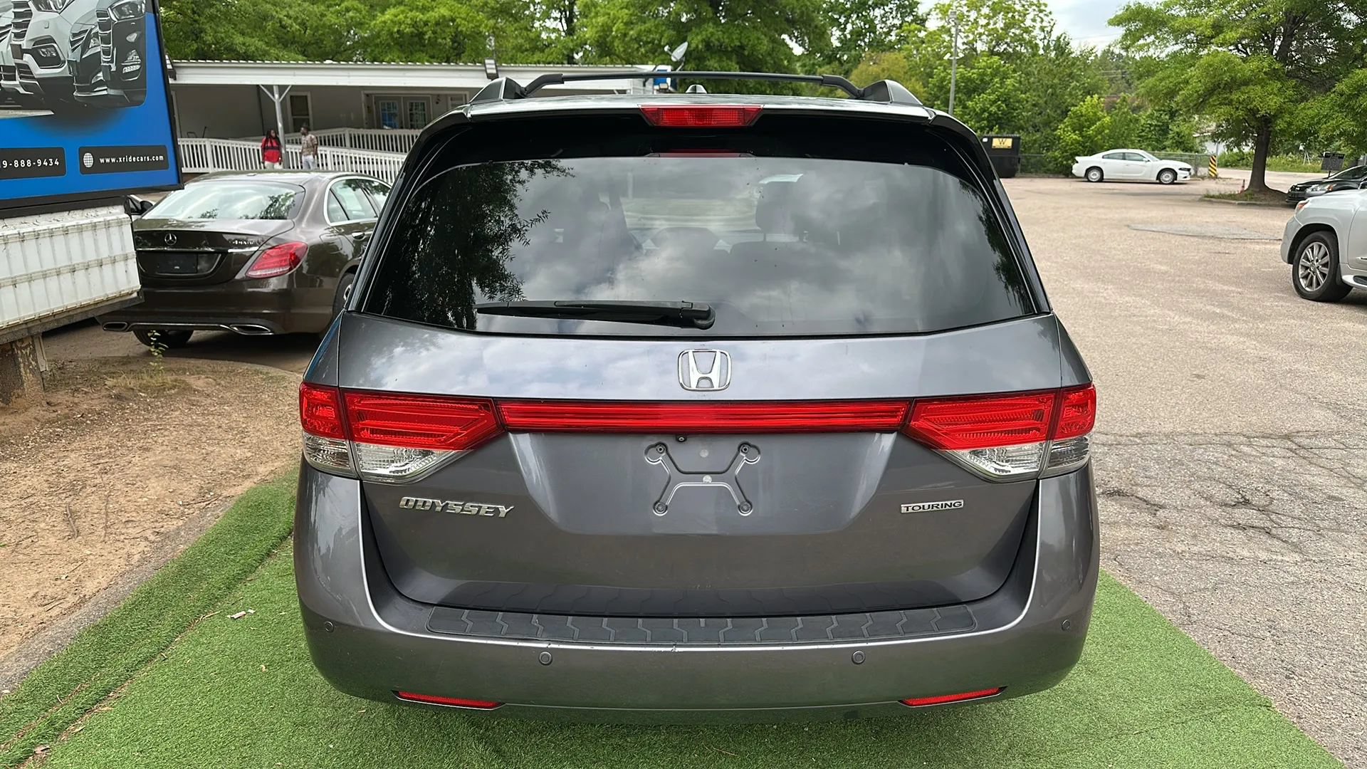 Used 2015 Honda Odyssey Touring image 6