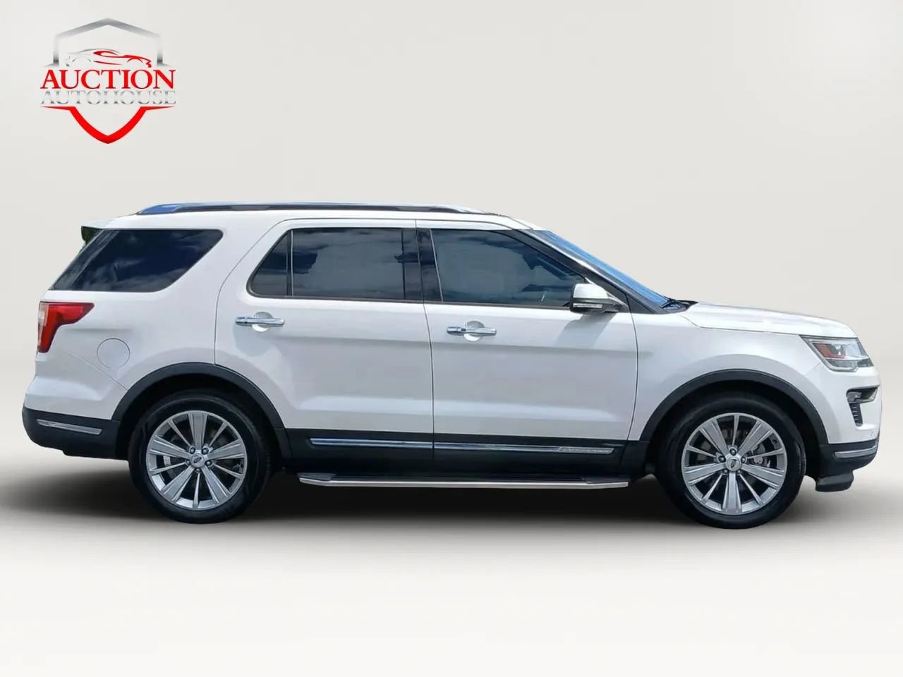 Used 2018 Ford Explorer Limited FWD image 4